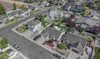 310 Oakridge Dr, Elko, NV 89801