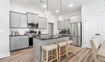 1953 ARMISTEAD Ln, Auburn, AL 36830
