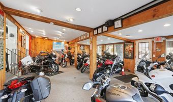44 Grassy Plain St, Bethel, CT 06801