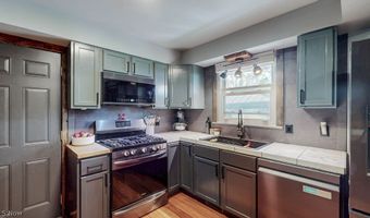 1350 W Vine St, Alliance, OH 44601