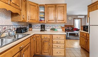 405 N Main St, Alma, WI 54610