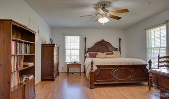 903 W Main St, Albertville, AL 35976