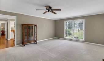 2518 E Doublegate Dr, Albany, GA 31721