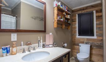 19201 Moulin St, Abingdon, VA 24210