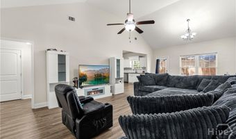 37 Douglas Rd, Allenhurst, GA 31301