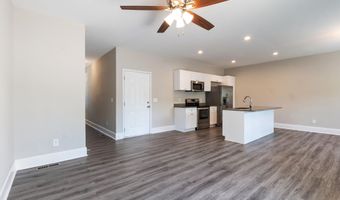 856 Ducks Lndg, Aberdeen, NC 28315