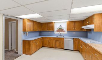 304 Central Blvd, Bayville, NJ 08721