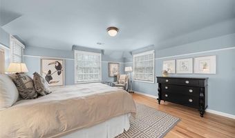 25733 River Dr, Franklin, MI 48025
