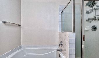 5832 COWLING Ct, Alexandria, VA 22304