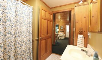454 E Shore Dr, Adirondack, NY 12808