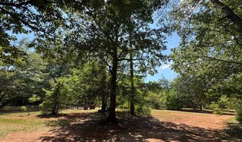 1324 Highway 81 N, Calhoun Falls, SC 29628