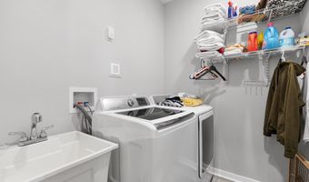 8000 Pembelton Dr, Amelia Court House, VA 23002