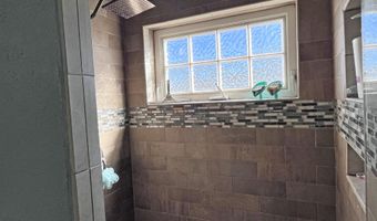 3805 PALOMAS Dr NE, Albuquerque, NM 87110