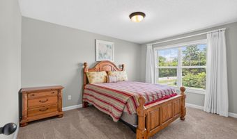 7566 159th St NW, Anoka, MN 55303