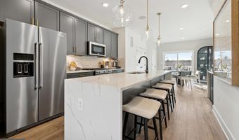 2062 HENSON NORRIS St, Rockville, MD 20850