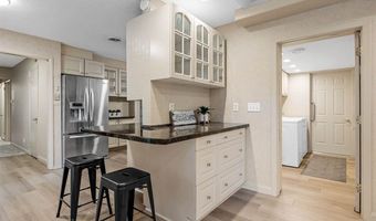 1108 E 3rd St, Anamosa, IA 52205