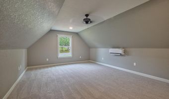 12915 Styles Rd, Bauxite, AR 72011
