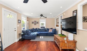 226 Becker Ave, East Providence, RI 02915
