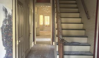 211 S Hickory St, Aberdeen, MS 39730