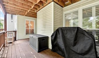 740 Woodside Trails Dr 103, Ballwin, MO 63021
