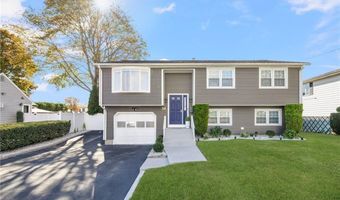 54 Salem Ave, Cranston, RI 02920
