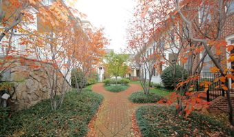 2831 11TH St N, Arlington, VA 22201