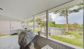 125 Meadowview Ave, Absecon, NJ 08201
