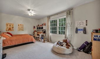 561 Willard Rd, Aurora, OH 44202