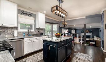 7403 OLD CHAPEL Dr, Bowie, MD 20715