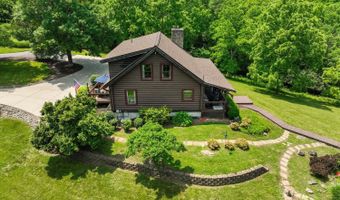 5152 Briar Ridge Dr, Aurora, IN 47001
