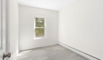 551 Chestnut St 1, Athol, MA 01331