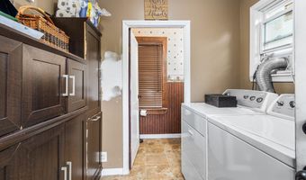 1755 ROCKWELL Rd, Abington, PA 19001