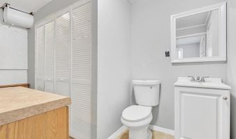 2806 ANZAC Ave, Abington, PA 19001