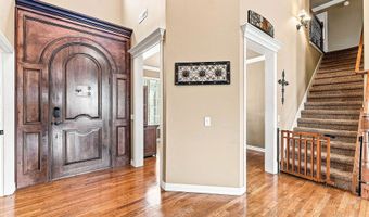 2711 SE 7Th St, Bentonville, AR 72712