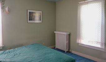 808 Lancaster St, Albany, NY 12203