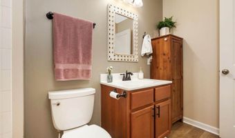 579 Virginia St, Ashville, OH 43103