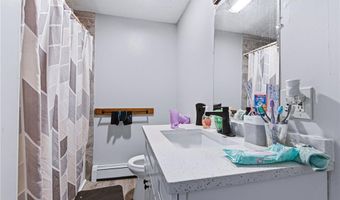 2 King St, Central Falls, RI 02863