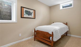 13954 Flagstaff Ct, Apple Valley, MN 55124