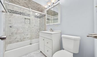 1410 W Jo Ann Ln, Addison, IL 60101