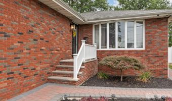 29 Cornell St, Avenel, NJ 07001