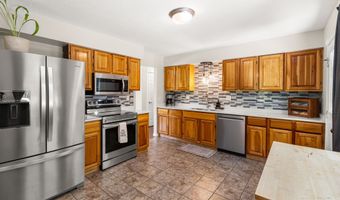 6276 NE 46th St, Altoona, IA 50009