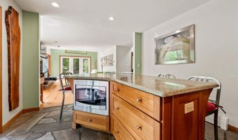 104 Barnes Hill Rd, Burlington, CT 06013