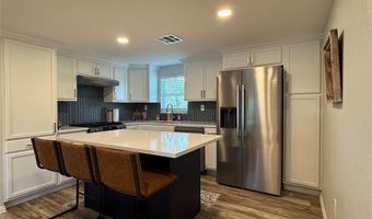 153 Cattail Trl, Millsap, TX 76066