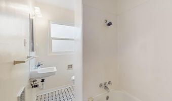 3040 Mackland Ave NE, Albuquerque, NM 87106