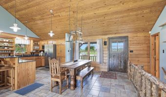 631 W N 10th St, Baxter Springs, KS 66713
