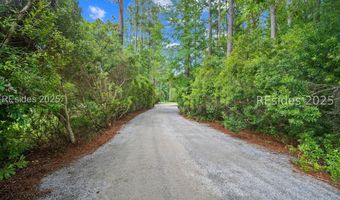 40 Rose Dhu Creek Plantation Dr, Bluffton, SC 29910