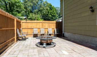 102 Andover Sparta Rd, Andover, NJ 07860