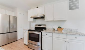 9103 BRAMBLE Pl, Annandale, VA 22003