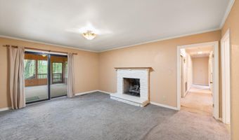 1801 Crestway Dr, Athens, TN 37303