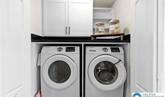 312 Redclover Ln, Allentown, PA 18104